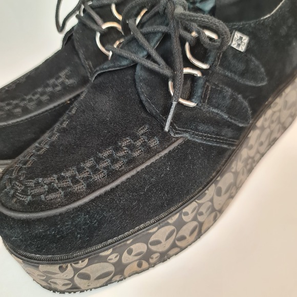 T.U.K. Alien Wrapped Platform Mondo Creepers W 8 M 6 Glow In The Dark Sole Black - Picture 12 of 14
